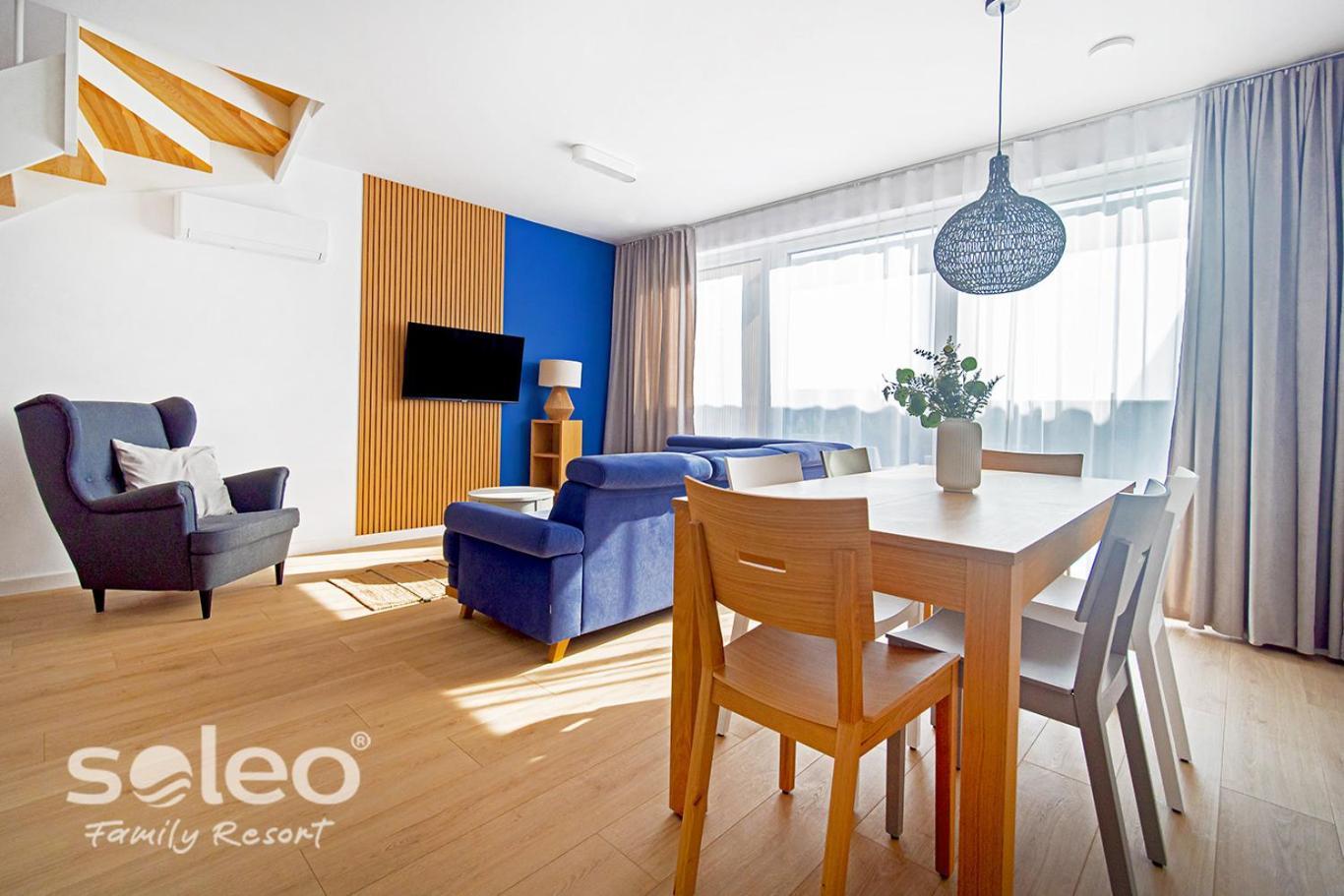Soleo Family Resort - Domki 3 Min Od Morza - 3 Baseny, 4 Jacuzzi, Sauna, Animacje, Malpi Gaj, 3 Sale Zabaw, 4 Place Zabaw, 2 Restauracje Rewal Kültér fotó